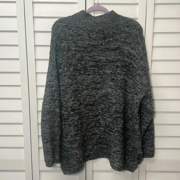 Cotton On Marled Mock Neck Knit Sweater Size Large Gray, Black & White - Picture 7 of 7
